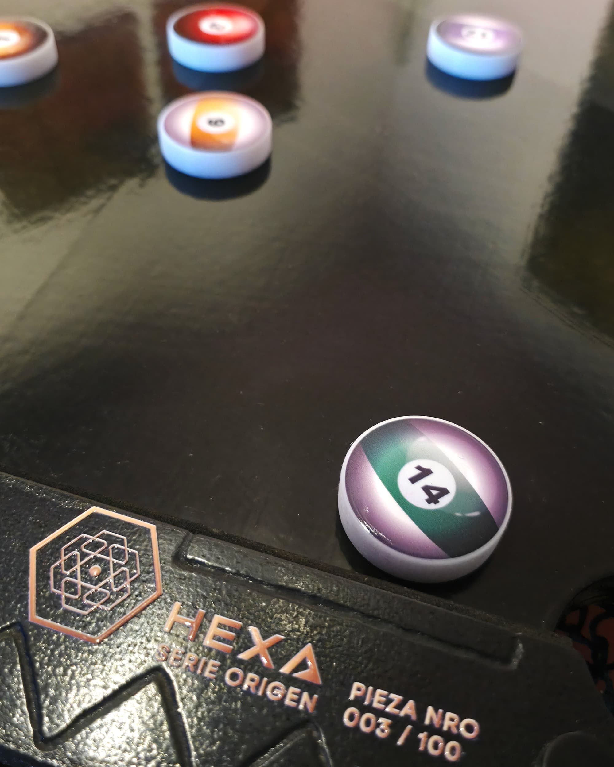 hexa-legado-mesas-artesanales-madera-juegos-mesa-black-3