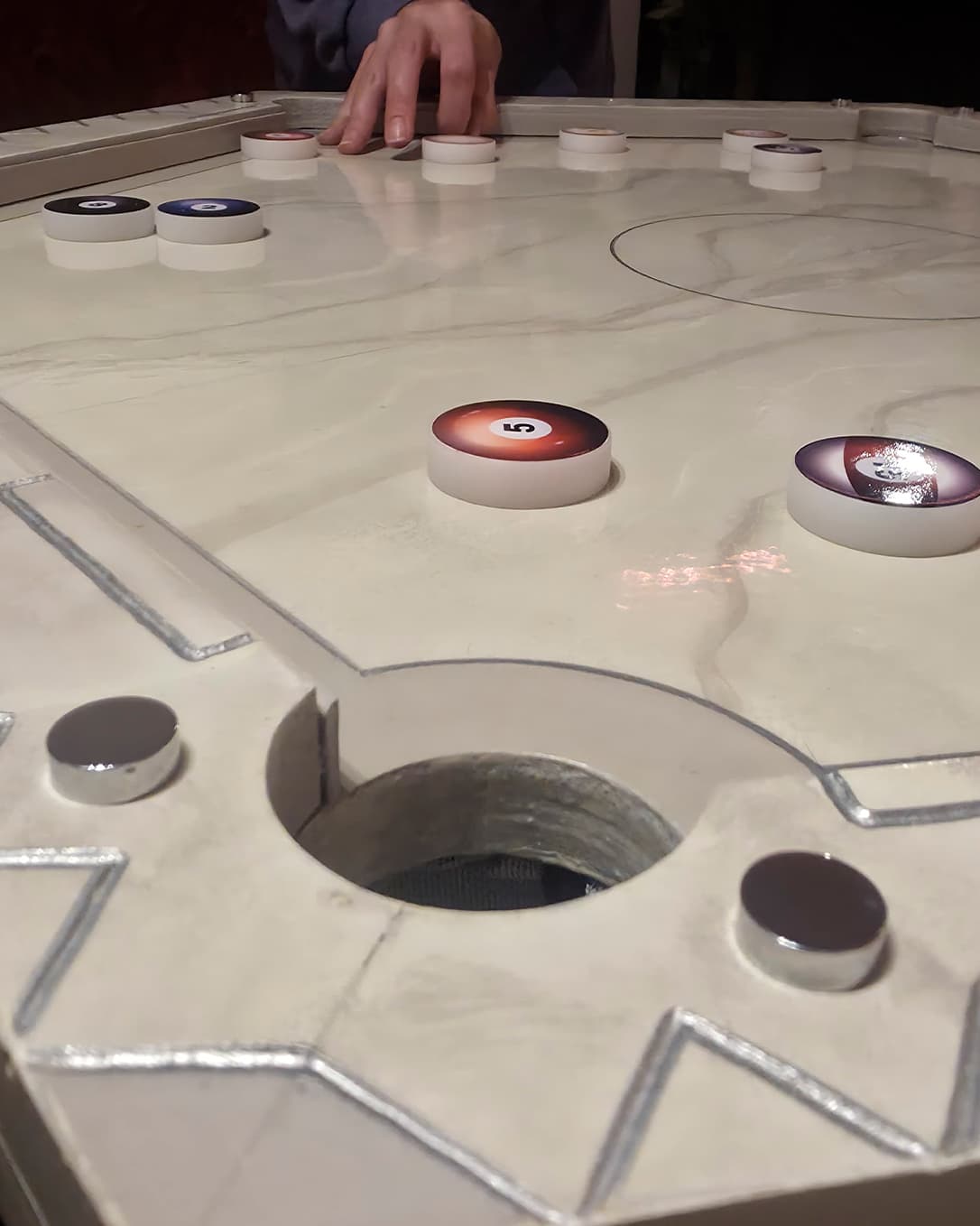 hexa-legado-mesas-artesanales-madera-juegos-mesa-ivory-4