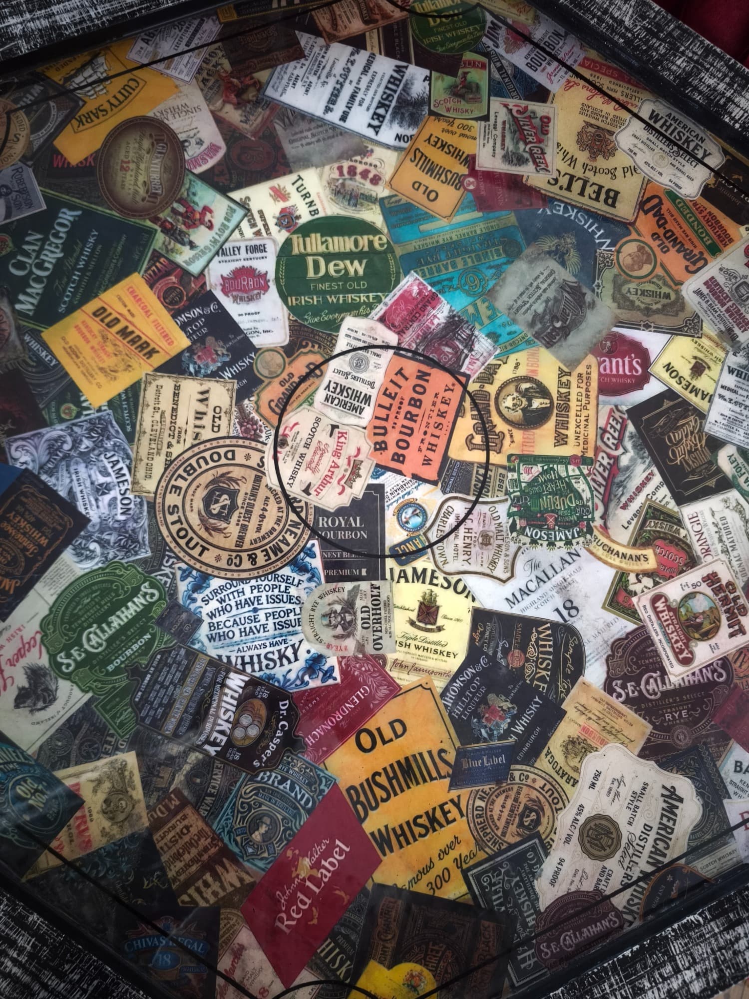 exa-legado-mesas-artesanales-madera-juegos-mesa-whisky-10